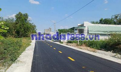 Đường nhựa 7m. dt 186m. có 60m tc Tân Định Bến Cát BD
